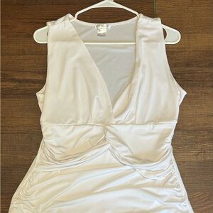 Venus White Sleeveless Top Size L
